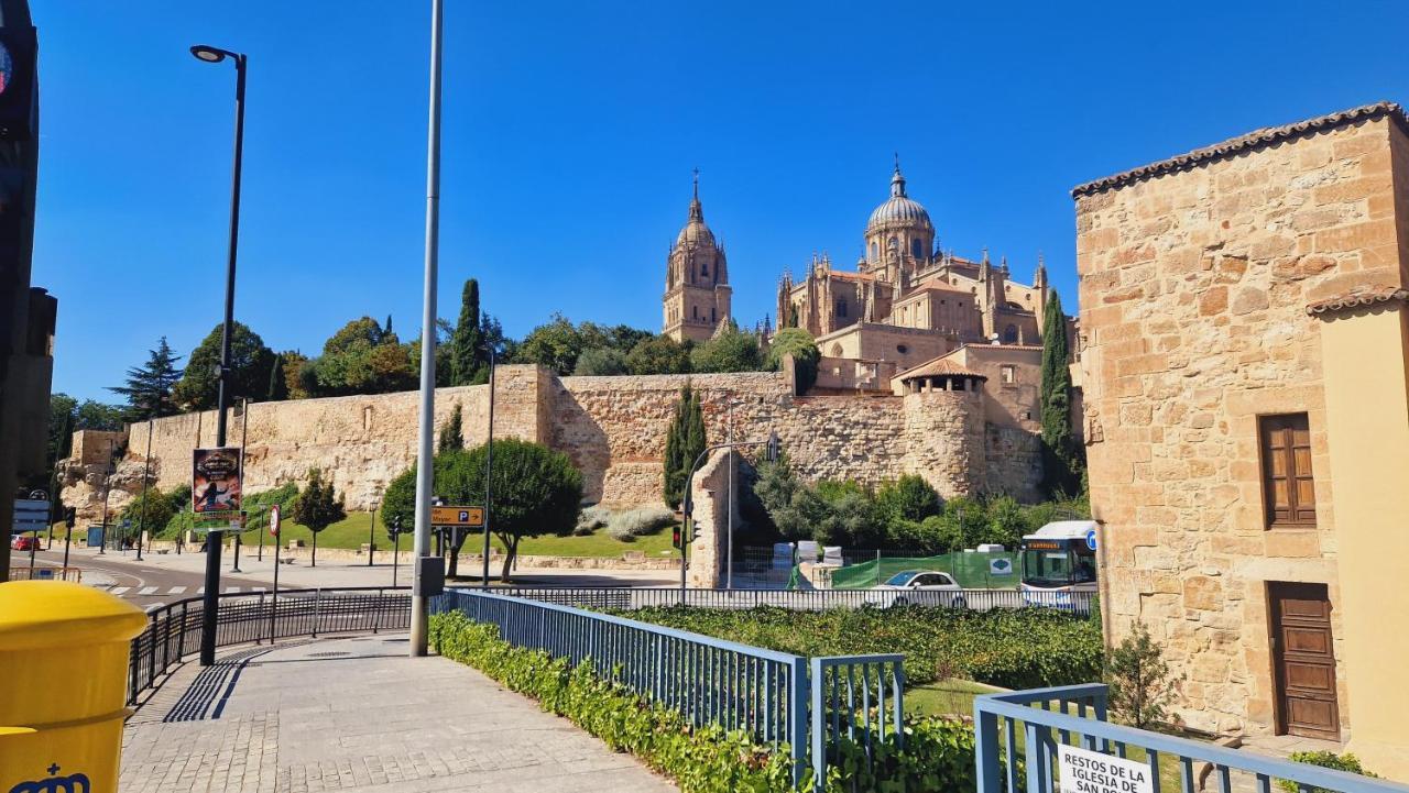 Piso Completo Centrico Y Habitaciones En El Casco Antiguo De Salamanca Eksteriør bilde