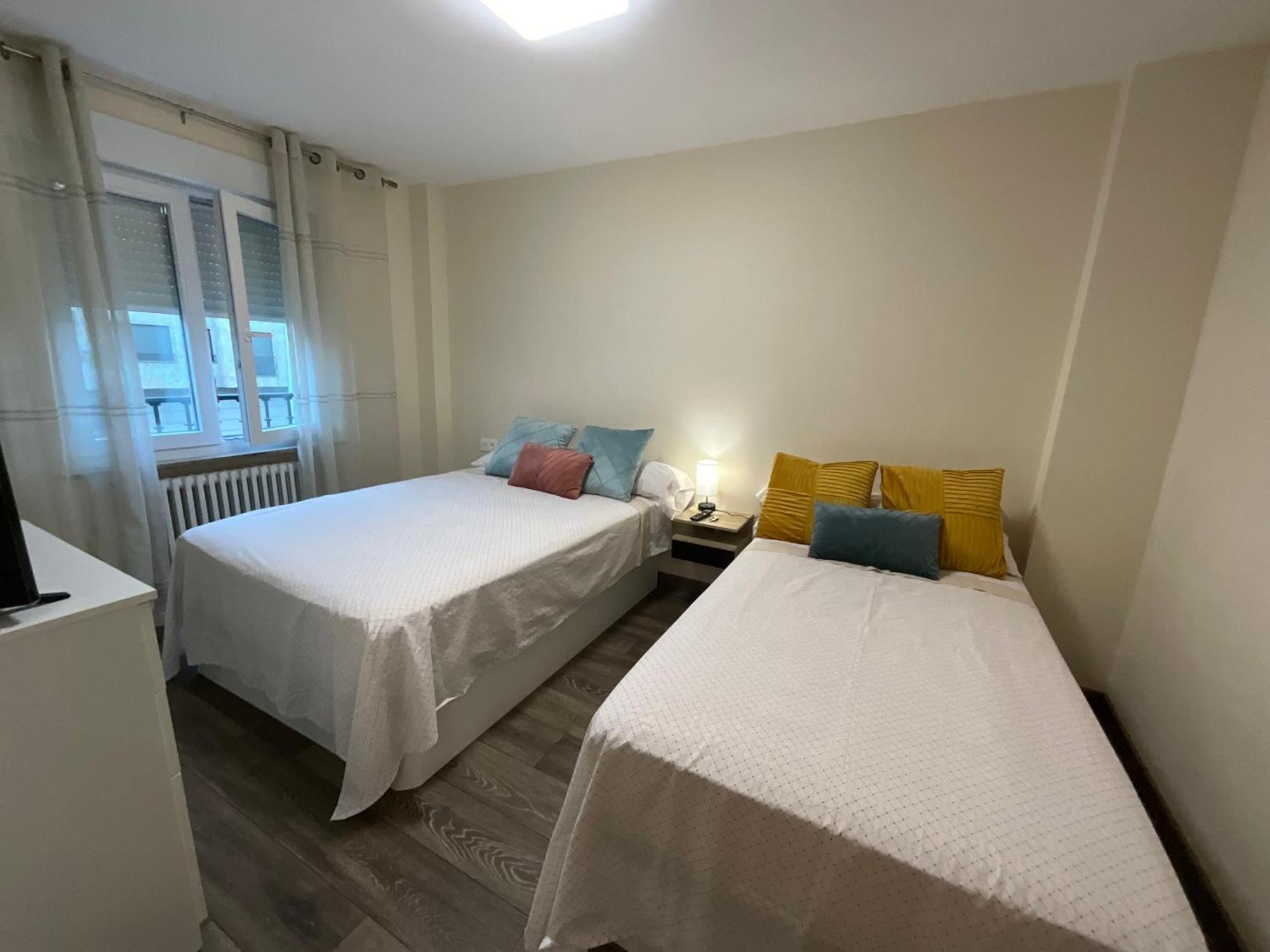 Piso Completo Centrico Y Habitaciones En El Casco Antiguo De Salamanca Eksteriør bilde